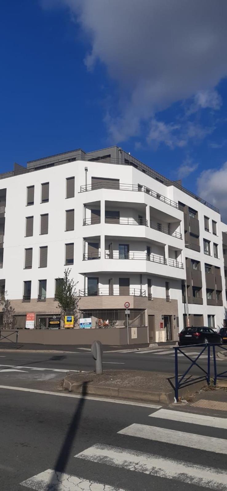 Charme Citadin Appartement Villemomble Buitenkant foto