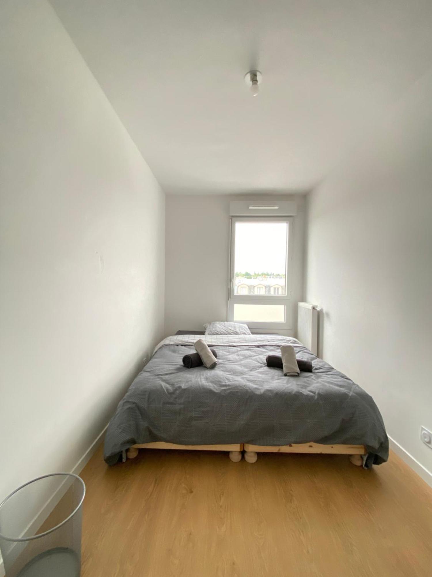 Charme Citadin Appartement Villemomble Buitenkant foto
